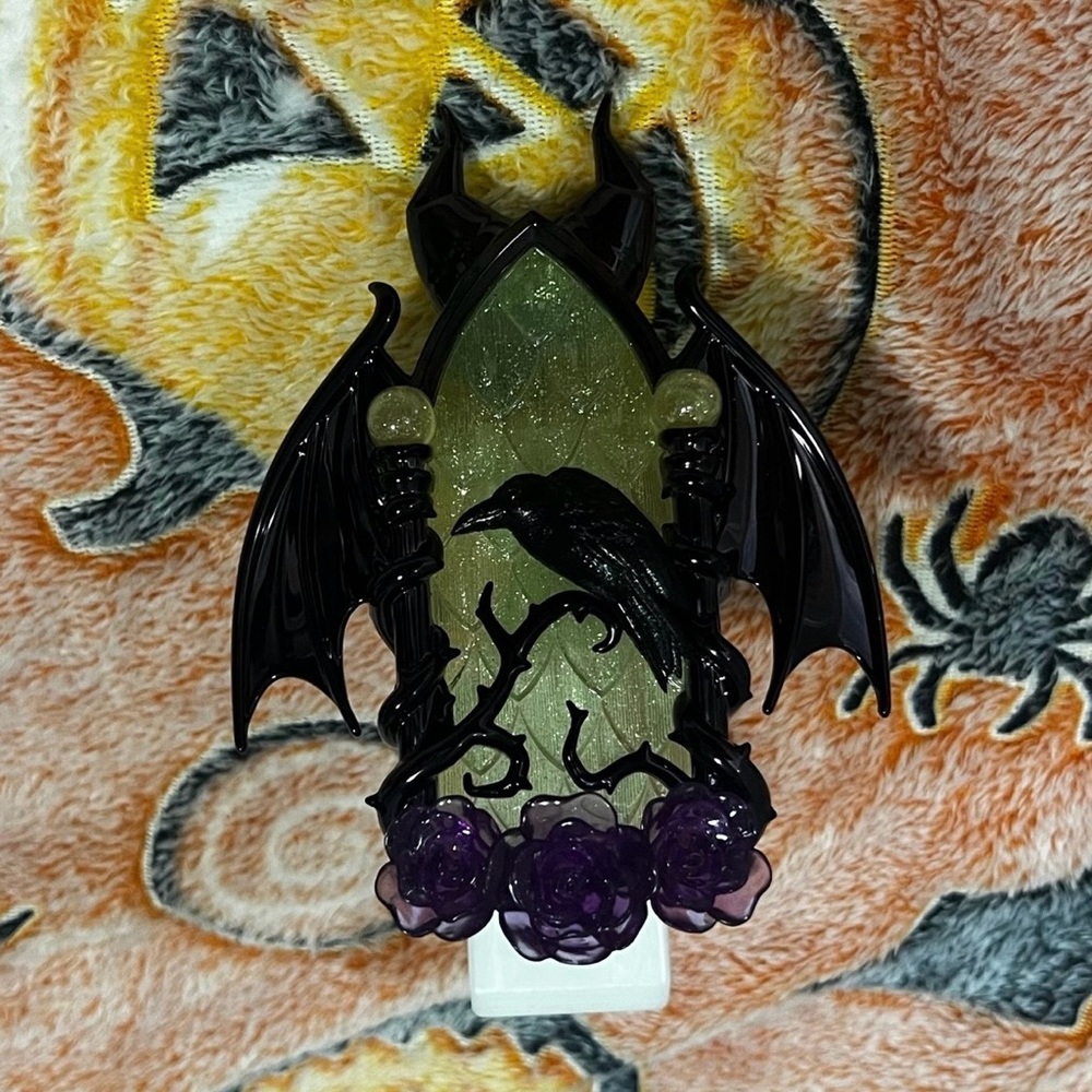 Bath & Body Works Disney Villains Maleficent Dragon Wallflower Plug in
